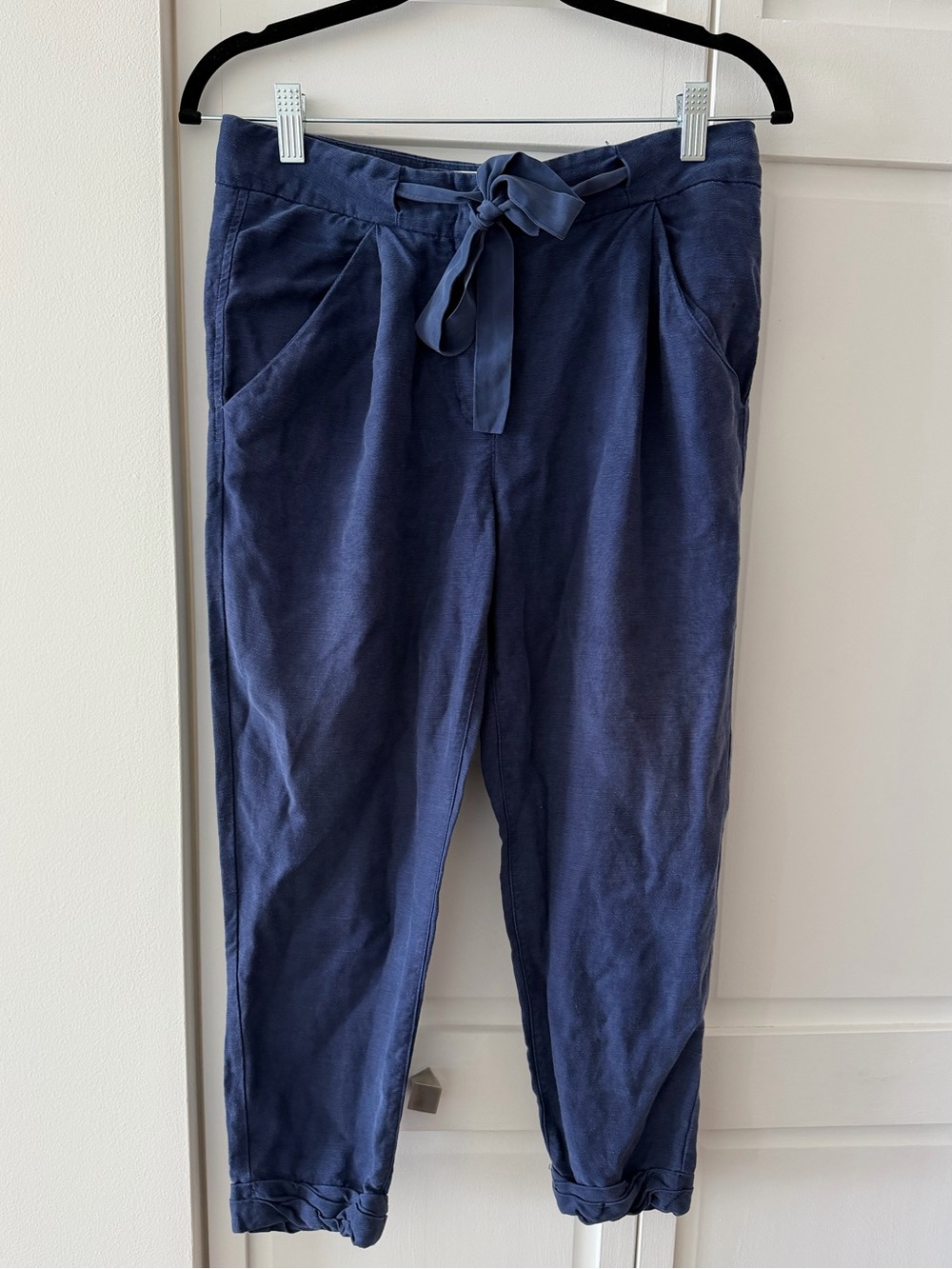 Wilfred Aritzia Lyocell Linen High-Waisted Tie-Front Ankle Pants Navy - Size 0